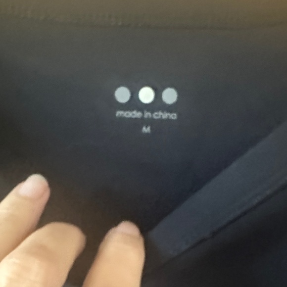 Three Dots Elegant Black Long Sleeve Tee - Picture 4 of 7